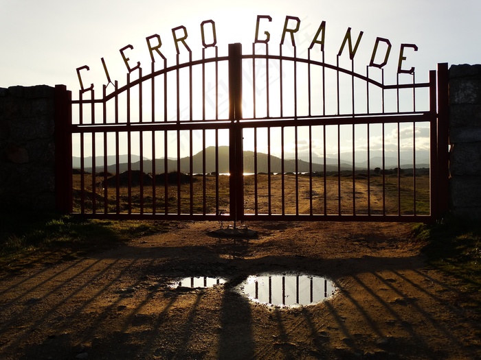 大关，牧场门，牧场，日落