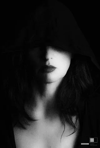 头发,美女,时装T台,钢笔画,黑色桌面,在梦想和噩梦之间的某个地方