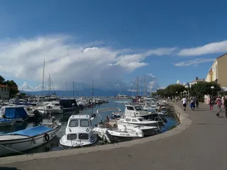 轿车,港口码头,天空,游艇,江河,因塞尔·克尔克