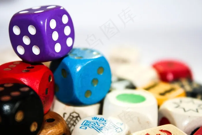 多维数据集，播放，多彩，眼数，六，五，随机
