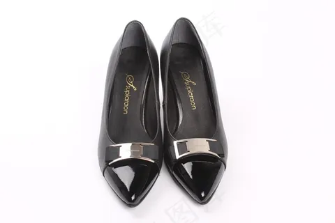 黑鞋，鞋，正装鞋，气泵，高跟鞋