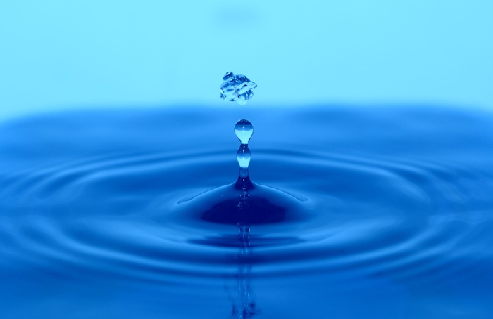 水，蓝色，一种