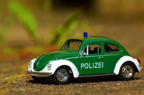 警车,汽车,警察,甲壳虫,大众,巡逻车 警车,汽车,警察,甲壳虫,大众,巡逻车