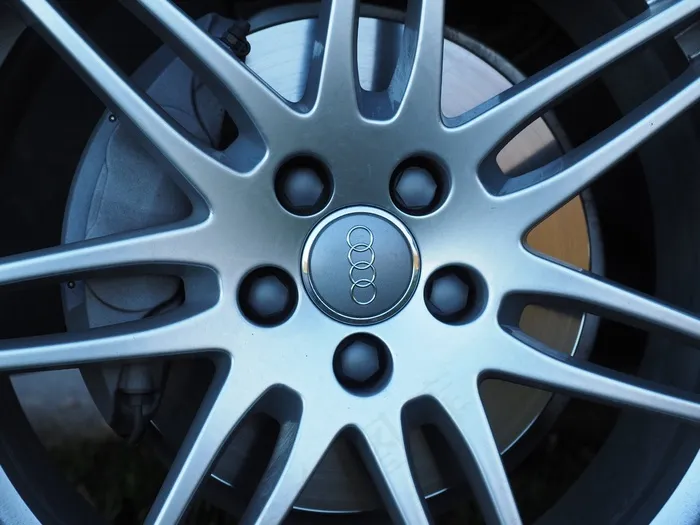轮辋，汽车，金属，汽车轮胎，汽车轮辋，奥迪