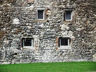 建筑物，墙壁，天然石材，窗户，历史
