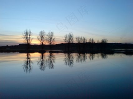 Pommersfelden，水，洪水，淹没，天空，镜像