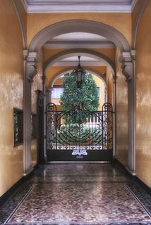 牌楼，门户，入口