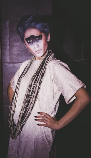 女孩，裙子，女人，意见，手，女性，网状