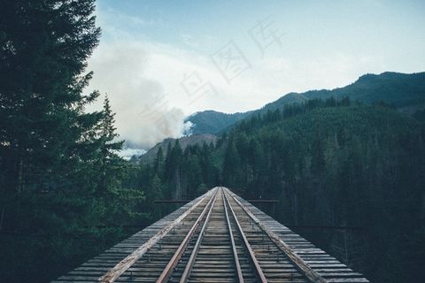 桥梁，铁路轨道，轨道，铁路，火车，旅行