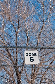 *，*，拘留，篱笆，电线，带刺，金属