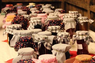 果酱，自制，自制餐食，眼镜，果酱罐