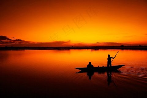 天空,湖泊,飞机,灯,海洋,日落时湖上的渔民 天空,湖泊,飞机,灯,海洋,日落时湖上的渔民