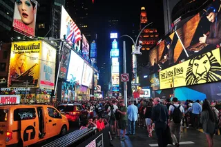 街道,建筑,轿车,华西街观光夜市,步行街,晚上的时代广场景色