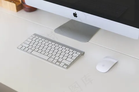 吸顶灯,柜子,室内一角,一体机,屏幕截图,一流的办公计算机imac