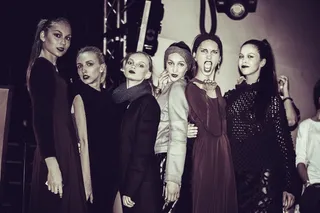 模型，女孩，连衣裙，视图，美女，黑暗的背景