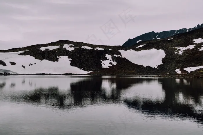 湖，海岸，海岸，丘陵，山，雪，冬季