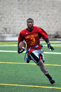 迪肖恩·史蒂文森,足球运动,德怀特·霍华德,体育场馆,人物特写,橄榄球球员带球跑的肖像