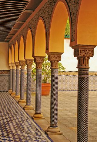 东方，东方花园，装饰