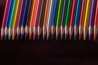 彩色铅笔，木钉，钢笔，多彩，颜色