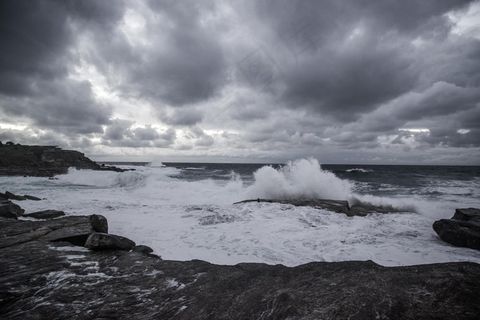 Clovelly，悉尼，澳大利亚，海洋，波浪，岩石