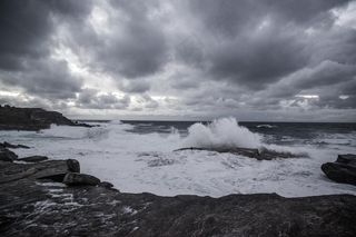 Clovelly，悉尼，澳大利亚，海洋，波浪，岩石
