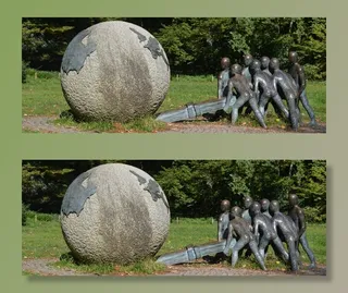 货币,雕像,陶罐,高尔夫球,羽毛球拍,地球仪和公园里的人的雕塑