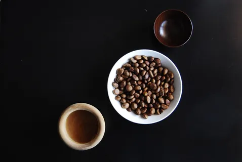 抽象，黑色背景，种子，碗，光