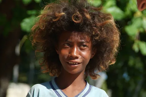 人，大头发，本机，孩子，非洲