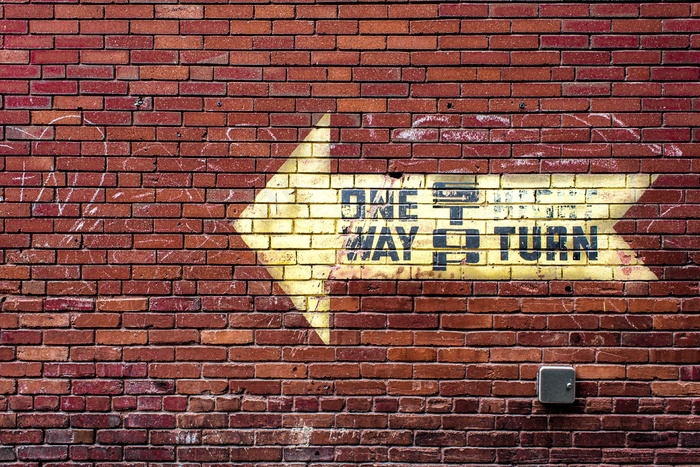 单向，箭，砖，墙