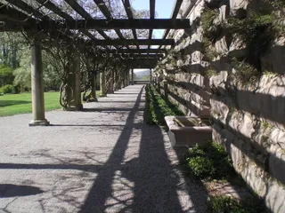 人行道，路径，在户外，打开，网格，墙，列