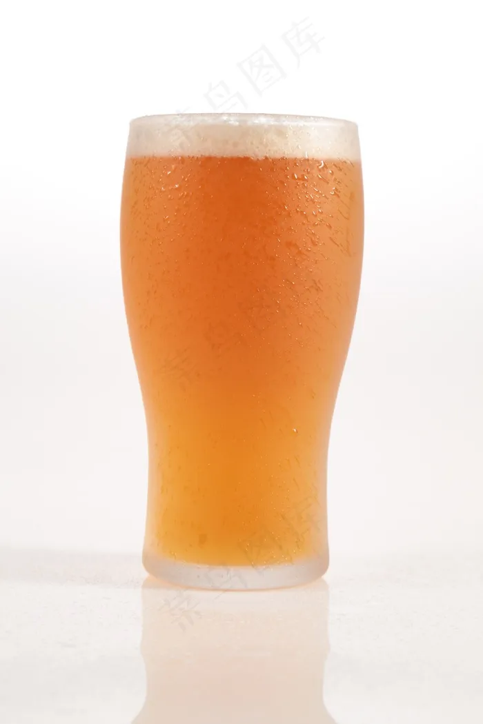 啤酒,啤酒杯,饮料/饮品,橙子汁,饮料-山海关饮料,白色背景上的啤酒瓶