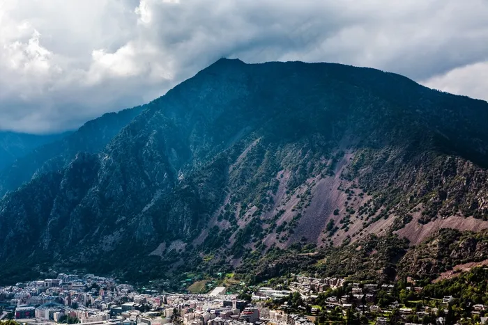 山，山谷，村庄，首脑会议，高峰，景观