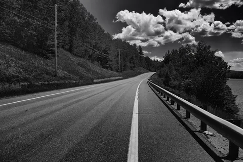 缅因州,道路,森林,树木,天空,云 缅因州,道路,森林,树木,天空,云
