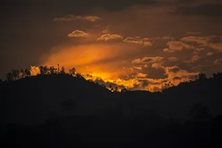 山，日落，云，太阳日落，天空，太阳