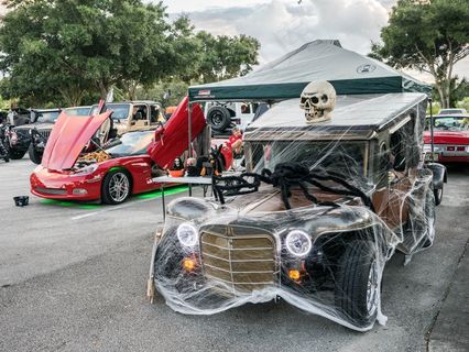 老爷车,万圣节,装饰品,汽车,表演 老爷车,万圣节,装饰品,汽车,表演