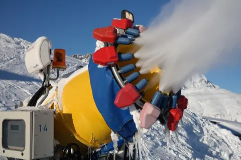 雪炮,喷嘴,喷雾,积雪,造雪系统 雪炮,喷嘴,喷雾,积雪,造雪系统
