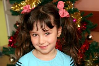 女孩，圣诞节，圣诞树，金属丝，装饰品