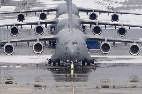 货机，飞机，排队，起飞，军事