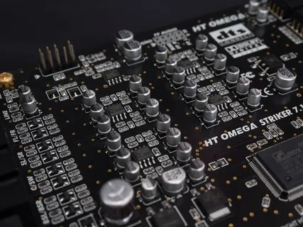 电子设备，芯片，存储器，高科技