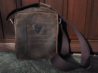 包袋，皮套，皮革，Strellson