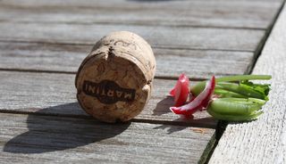 马提尼酒，软木，木材，表，气氛，萝卜，党