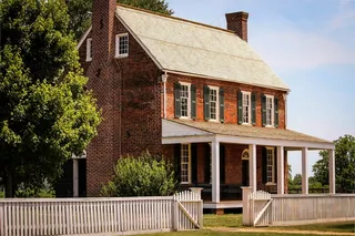 三叶草山小酒馆Appomattox Court House