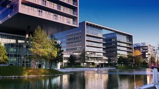 建筑，现代，家，水，树，门面