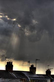 烟囱，天气，天空，云，屋顶，阳光