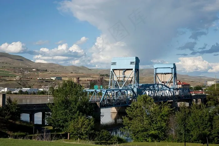 桥，爱达荷州，天空，云，架构，山