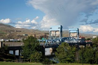 桥，爱达荷州，天空，云，架构，山