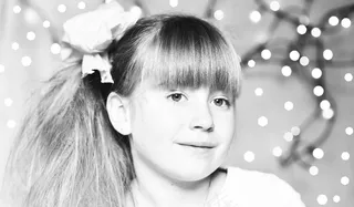 儿童，女孩，脸，黑色和白色，微笑，快乐