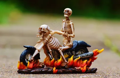 骑自行车的人，骨架，令人毛骨悚然，奇怪，装饰，吓人，骨