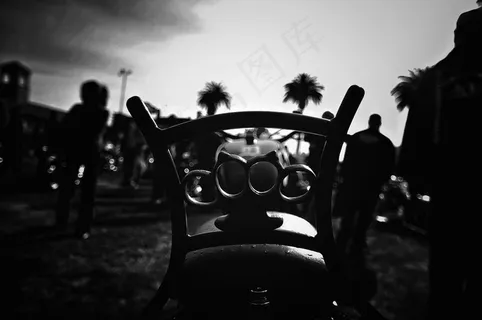 d344.3sixty5-底特律的黄铜指节