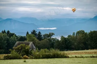气球，山，天空，雾，雾银行，云团，高山